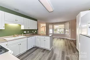 410 W Elm St, Wingate, NC 28174 - Photo 17