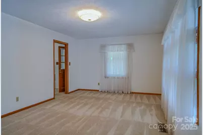 31 Jupiter Road, Weaverville, NC 28787 - Photo 9