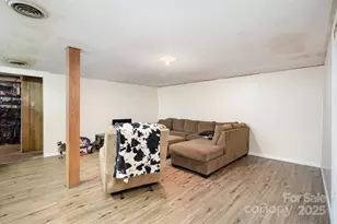 5609 Grace Chapel Rd, Hickory, NC 28601 - Photo 21