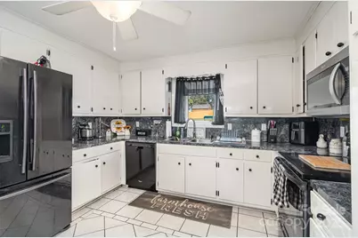 5609 Grace Chapel Road, Hickory, NC 28601 - Photo 13