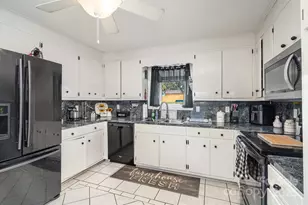 5609 Grace Chapel Rd, Hickory, NC 28601 - Photo 13