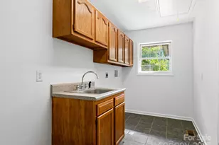 515 Pond Rd, Asheville, NC 28806 - Photo 19