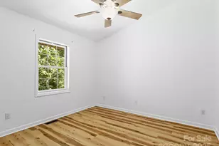 515 Pond Rd, Asheville, NC 28806 - Photo 9