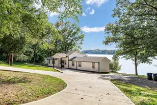 3600 Sadler Rd, Charlotte, NC 28278 - Photo 5