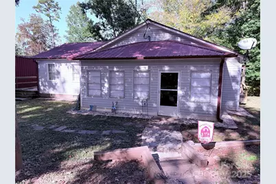 3808 Woodlawn Acres None, Sharon, SC 29742 - Photo 1