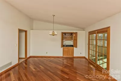 2431 W Cumming Woods Lane, Hendersonville, NC 28739 - Photo 15