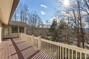 2431 W Cumming Woods Ln, Hendersonville, NC 28739 - Photo 5