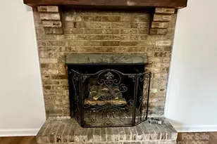 3238 Debbie Dr, Hendersonville, NC 28791 - Photo 17