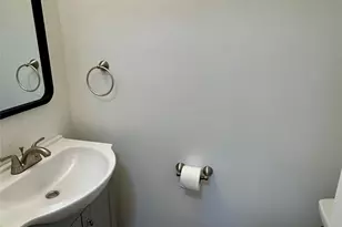 3238 Debbie Dr, Hendersonville, NC 28791 - Photo 9