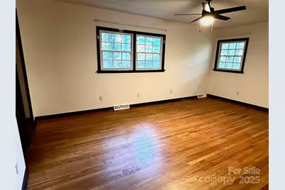 3238 Debbie Drive, Hendersonville, NC 28791 - Photo 13