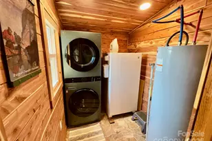 1627 Mt Hebron Church Ct, Taylorsville, NC 28681 - Photo 19