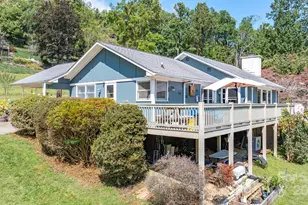 1174 Apple Ln, Spruce Pine, NC 28777 - Photo 3