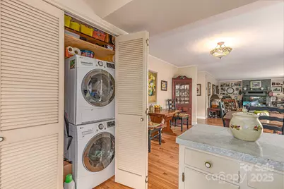 1174 Apple Lane, Spruce Pine, NC 28777 - Photo 9