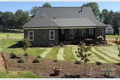 4173 Holly Circle NE, Conover, NC 28613 - Photo 3