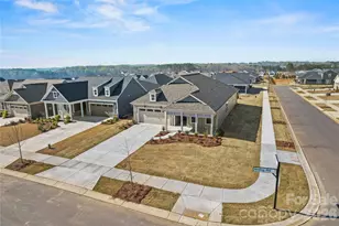 1800 Winding Mist Dr, Belmont, NC 20812 - Photo 5