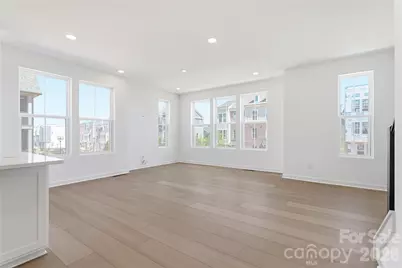 7029 Westrow Avenue #107, Charlotte, NC 28278 - Photo 3