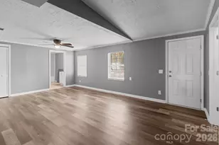 4642 McClure Rd, Charlotte, NC 28216 - Photo 37