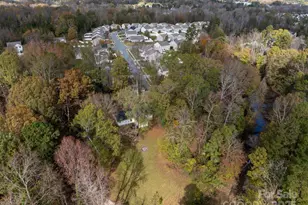 4642 McClure Rd, Charlotte, NC 28216 - Photo 5