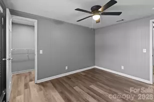 4642 McClure Rd, Charlotte, NC 28216 - Photo 33