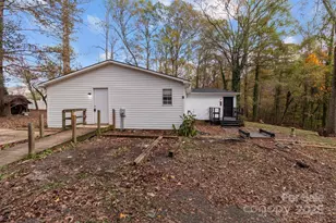 4642 McClure Rd, Charlotte, NC 28216 - Photo 21