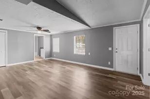 4642 McClure Rd, Charlotte, NC 28216 - Photo 35