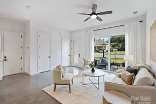 2107 W Trade St, Charlotte, NC 28216 - Photo 5