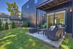 2107 W Trade St, Charlotte, NC 28216 - Photo 23