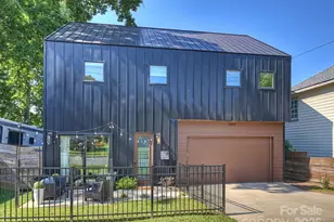 2107 W Trade St, Charlotte, NC 28216 - Photo 25