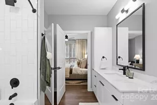 1711 Commonwealth Ave, Charlotte, NC 28205 - Photo 39