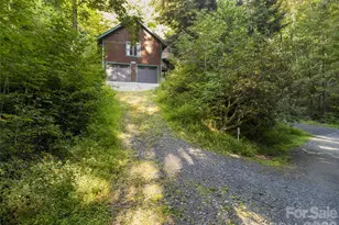 70 Stonegate Trl, Leicester, NC 28748 - Photo 5