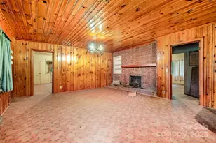 2412 Daves Dr, Shelby, NC 28150 - Photo 9