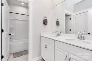 9521 Munsing Dr, Charlotte, NC 28269 - Photo 15