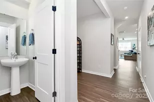 9521 Munsing Dr, Charlotte, NC 28269 - Photo 7