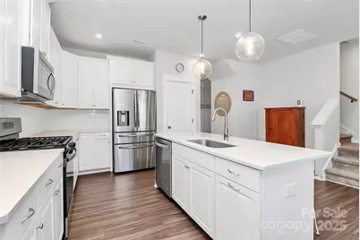 9521 Munsing Drive, Charlotte, NC 28269 - Photo 5