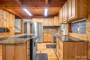 1050 Hunting Country Rd, Tryon, NC 28782 - Photo 17