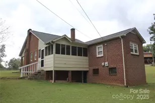 1720 Bumgarner Dr, Morganton, NC 28655 - Photo 5