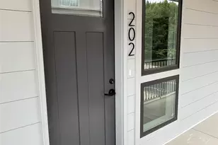 19546 Greentree Way, Cornelius, NC 28031 - Photo 5