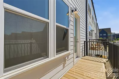 7013 Westrow Avenue #111, Charlotte, NC 28278 - Photo 5
