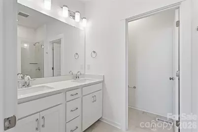 7013 Westrow Avenue #111, Charlotte, NC 28278 - Photo 9