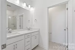 7013 Westrow Ave, Charlotte, NC 28278 - Photo 9