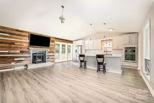 152 Sparrow Ln, Statesville, NC 28625 - Photo 5