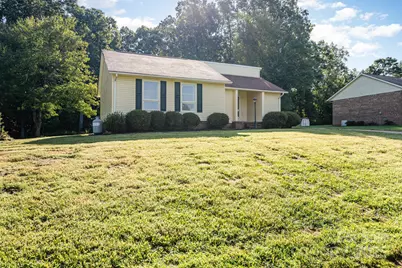 152 Sparrow Lane, Statesville, NC 28625 - Photo 15