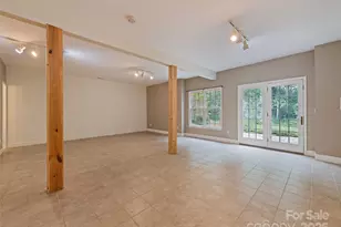 6 Dogwood Ln, Fletcher, NC 28732 - Photo 45