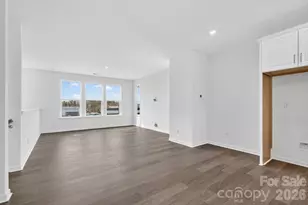 9452 Senator Royall Dr, Charlotte, NC 28262 - Photo 5