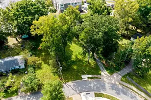 545 Dawn Cir, Charlotte, NC 28213 - Photo 3