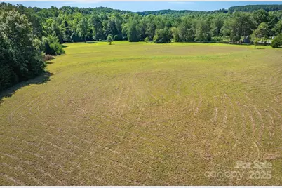 133 Pheasant Lane, Columbus, NC 28722 - Photo 11