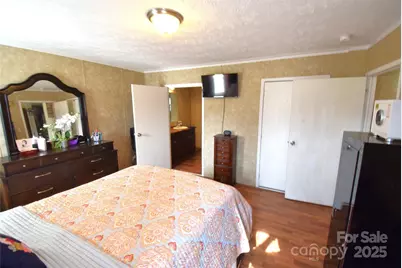 426 Dallas Stanley Highway, Dallas, NC 28034 - Photo 21