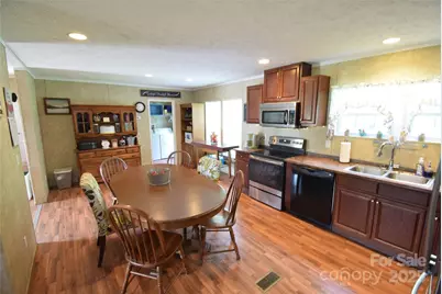 426 Dallas Stanley Highway, Dallas, NC 28034 - Photo 17