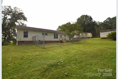 426 Dallas Stanley Highway, Dallas, NC 28034 - Photo 39