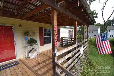 426 Dallas Stanley Highway, Dallas, NC 28034 - Photo 7